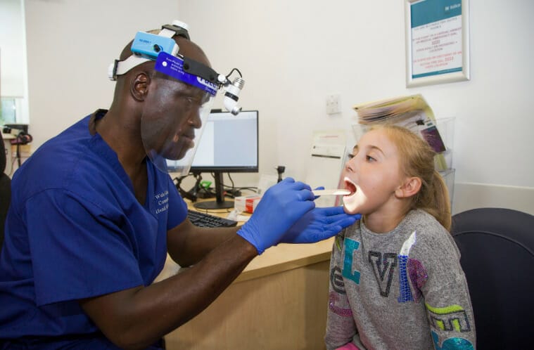 throat_examination throat examination